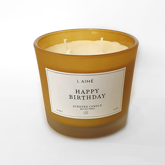 L'aime Scented Candle - "Happy Birthday" - Bois De Tonka Scent