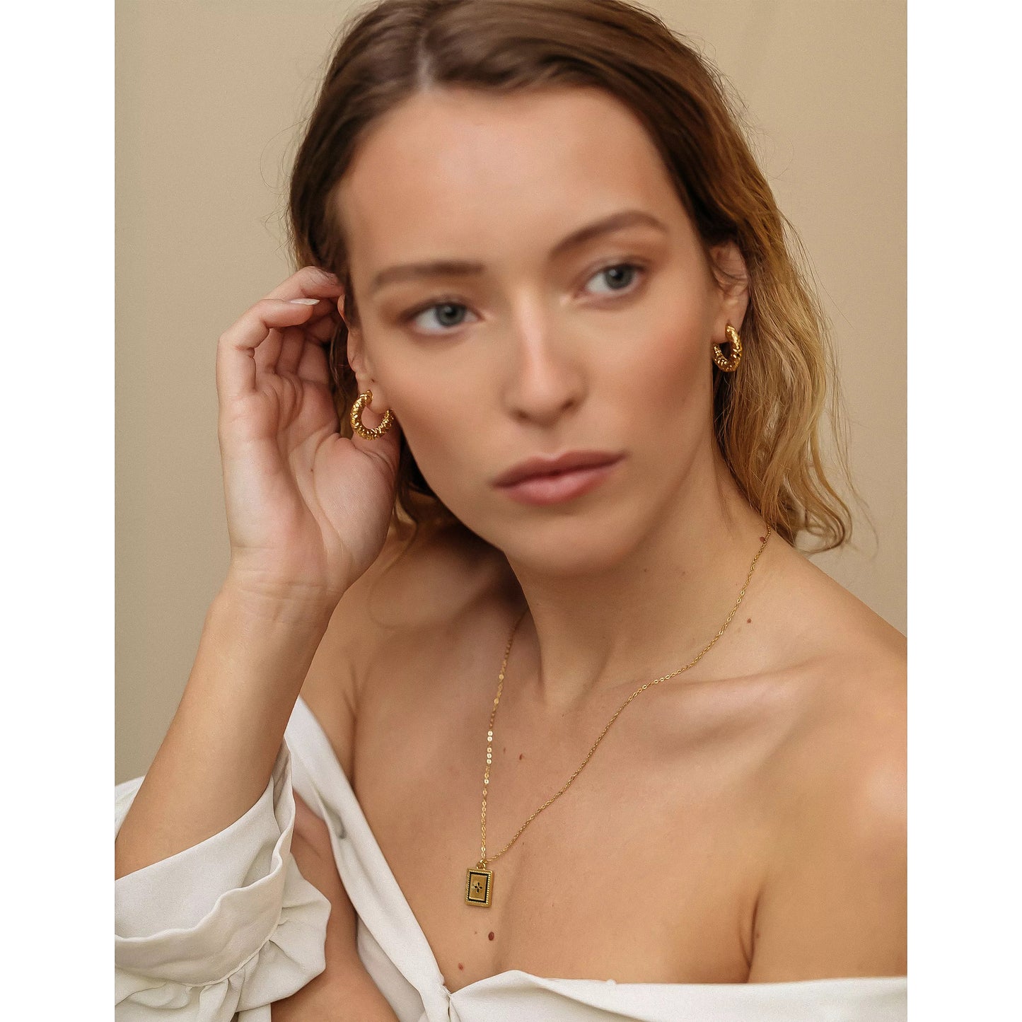 Small engraved hoop earrings - Charlotte Collection by Louise Damas